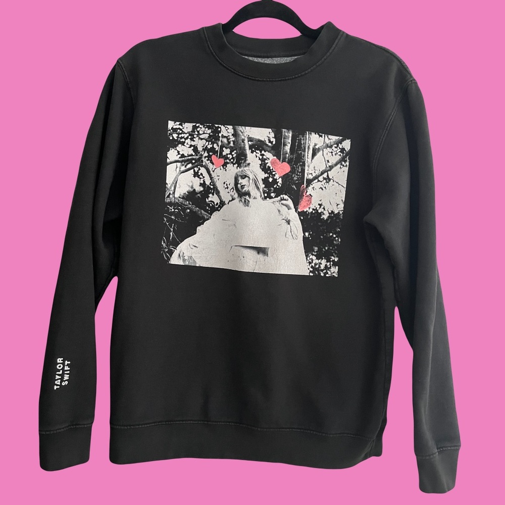 Taylor Swift Home is Where the Heart Is Crewneck
